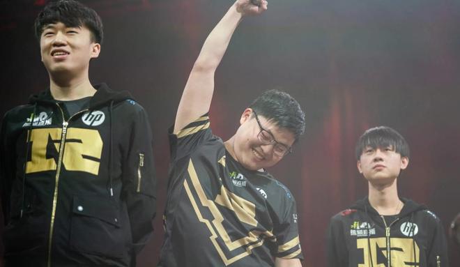 PG电子-包含Uzi迎来五赛季高光表现，美国队球迷沸腾！的词条