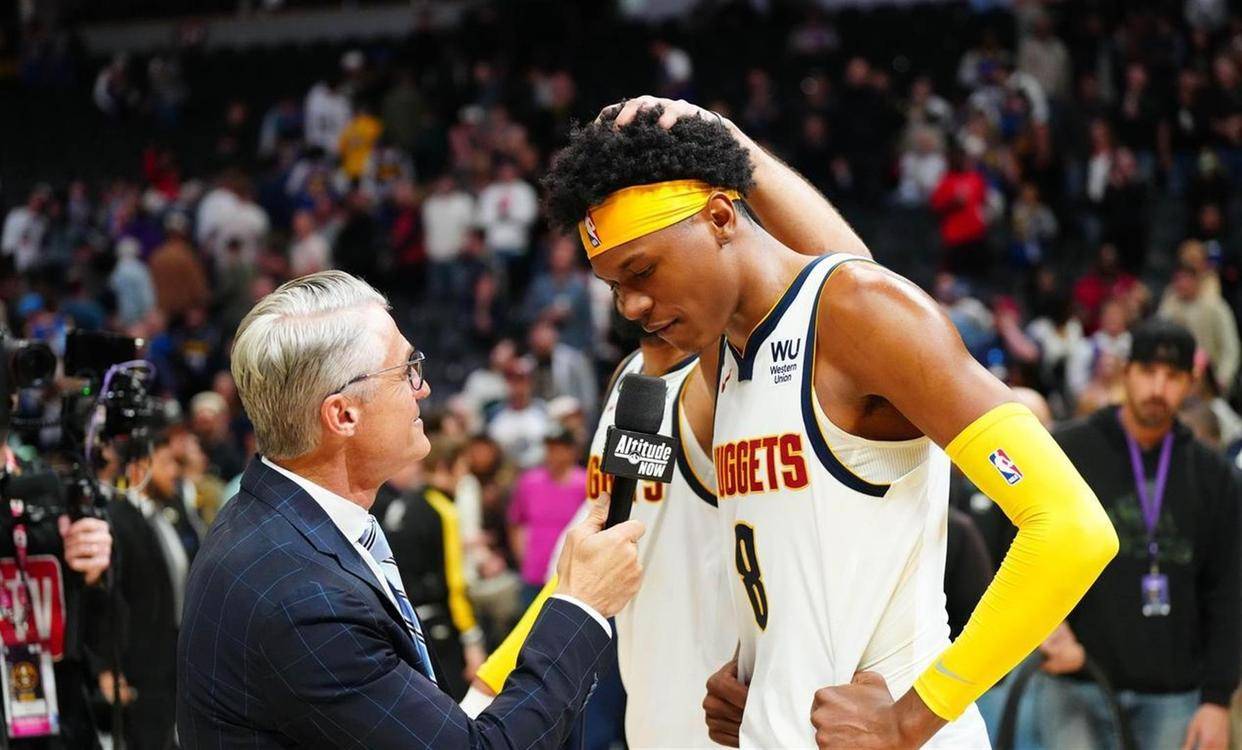 PG游戏-包含穆雷连续十二场比赛得分超过势不可挡，掘金挑战极限！的词条