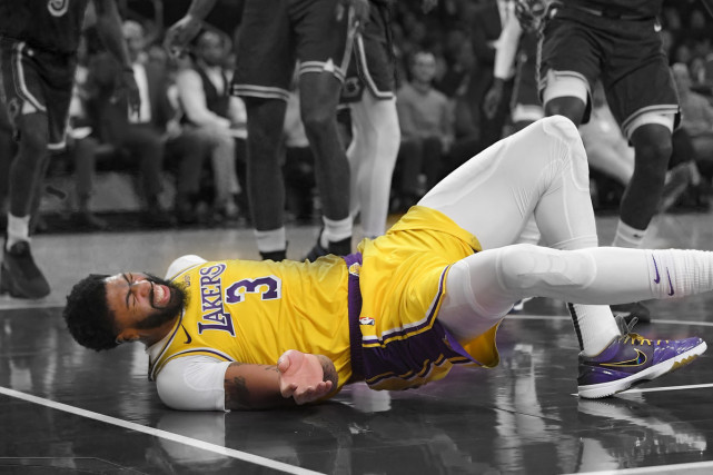 PG- 浓眉哥戴维斯有几个总冠军 